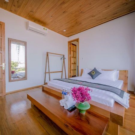 The Purple Hue Homestay Экстерьер фото